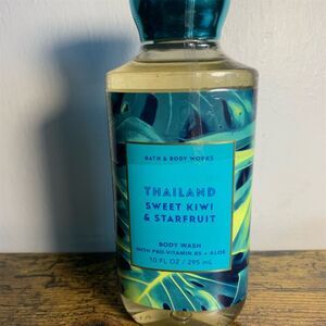 Bath & Body Works Sweet‎ Kiwi & Starfruit Body Wash 10 fl oz Unisex